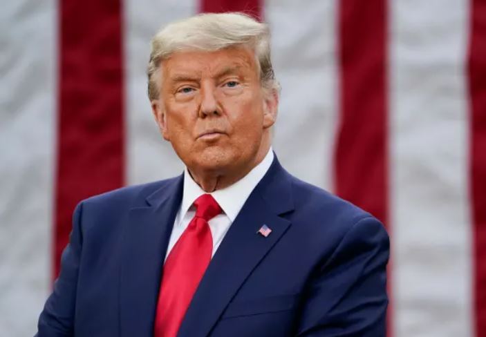 トランプ米大統領、「Appleは海外製造iPhoneの25％関税を支払うべき」