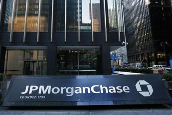 J.P. Morgan: 2 High-Yield Dividend Stocks to Buy Now