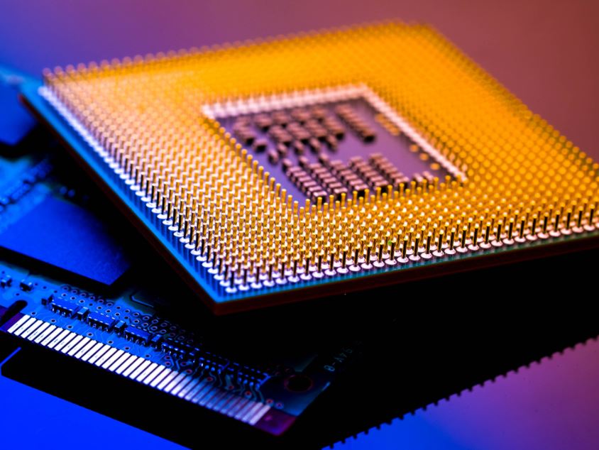 AI活用で半導体薄膜の材料分析を自動化する手法、NTTが開発
