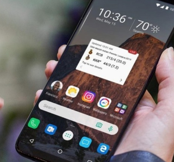 Huawei Outhustles Trump by Hoarding Chips Vital for China 5G