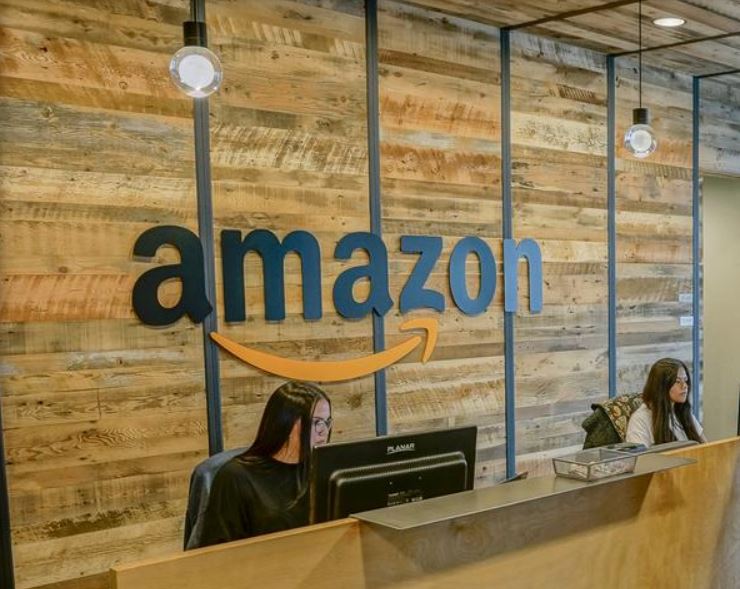 Jeff Bezos Is Selling Billions Worth of Amazon Stock, According to a New Filing